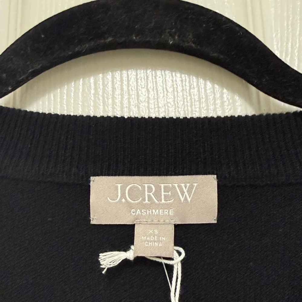 NWT J.Crew Perfect Cashmere Crewneck Sweater in Black